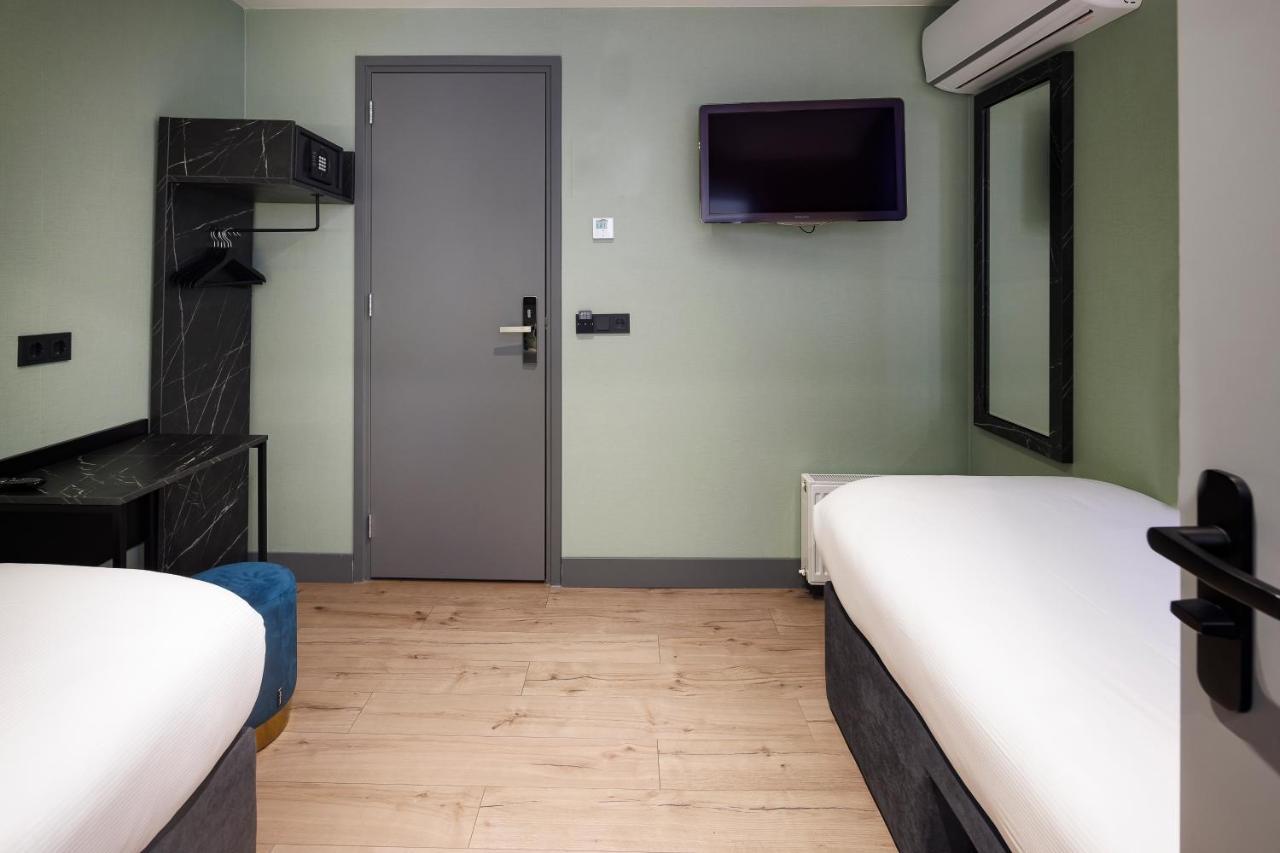 Ciao Papa Hotel Amsterdam Central Station Esterno foto