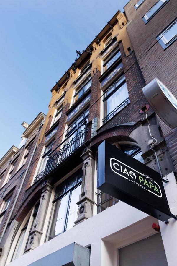 Ciao Papa Hotel Amsterdam Central Station Esterno foto
